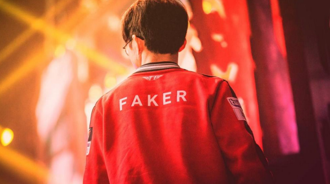 南宫体育-包含Faker新星回归赛场表现惊艳，C9未来可期！的词条
